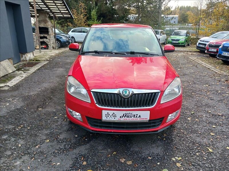 Škoda Fabia 1,2 KOMBI TAŽNÉ, LETNÍ + ZIMNÍ - fotka 8 z 16