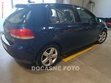 Volkswagen Golf (2011) 1.6., navi, autoAC - náhled 1