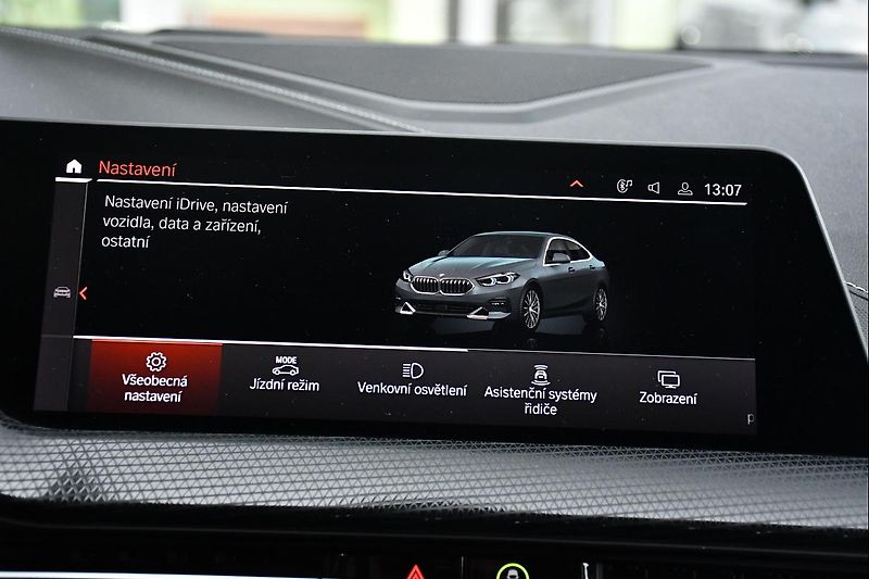 BMW Řada 2 218d LED NAVI REZERVACE - fotka 32 z 45