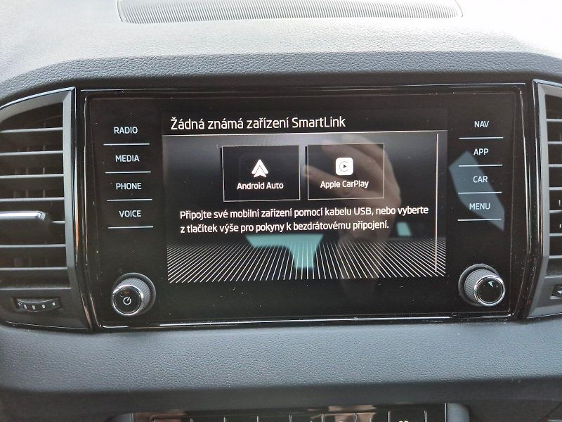 Škoda Karoq (2025) Sportline 1.5TSi 110kW 6°manuá - fotka 24 z 30