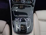 Mercedes-Benz Třídy E (2016) E 220 d - náhled 15