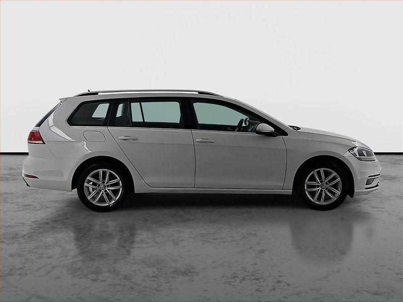 Volkswagen Golf (2020) Highline 1.5 TSI, ČR,1.maj - fotka 6 z 21