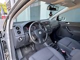 Volkswagen Golf (2005) 1.4 - náhled 17