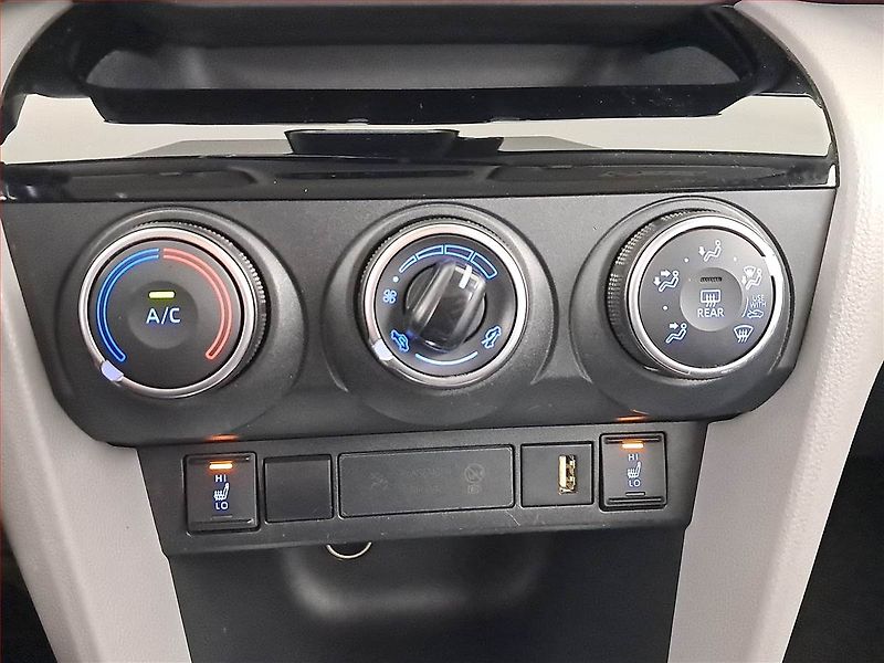 Toyota Yaris Cross (2022) 1.5 VVT-i - fotka 16 z 17