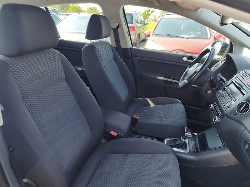Volkswagen Golf Plus (2010) - fotka 13 z 32