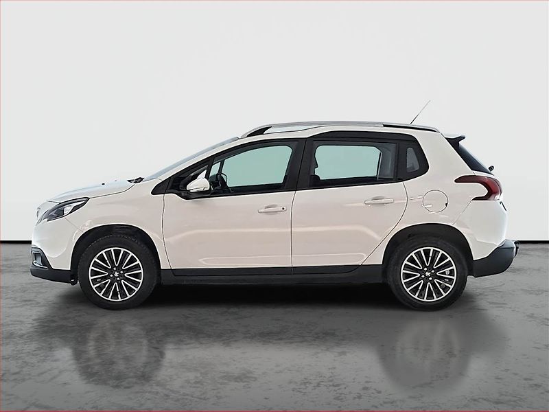 Peugeot 2008 (2019) 1.2 PureTech, Serv.kniha - fotka 3 z 17