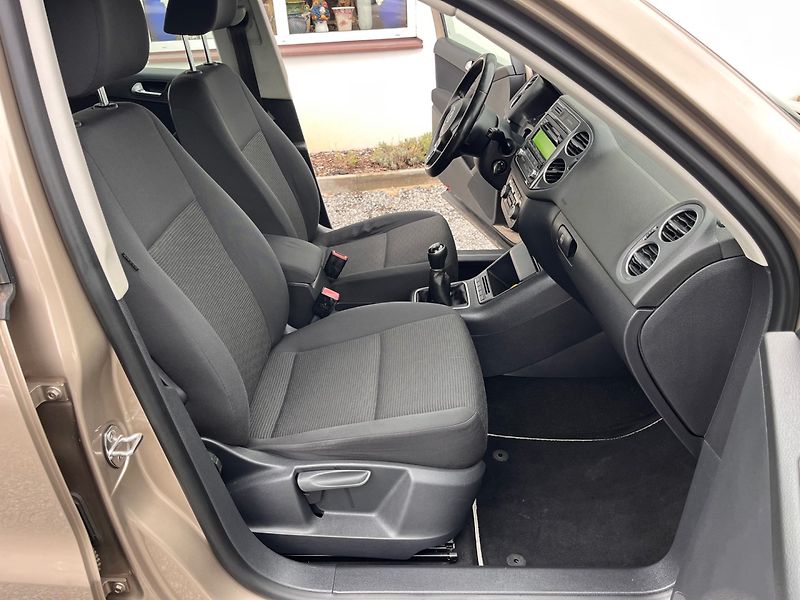 Volkswagen Tiguan (2012) 2.0 TDi TZ - fotka 12 z 24