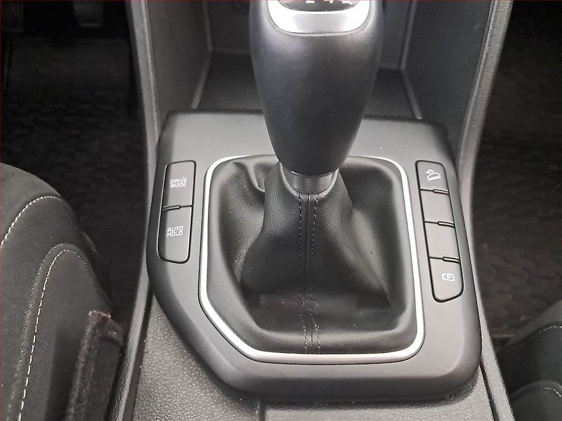 Kia Sportage (2022) 1.6 T-GDI - fotka 19 z 19