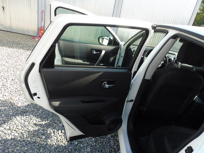 Nissan Qashqai 1.5DCi 110PS NAVI STK TOP STAV - fotka 119 z 189