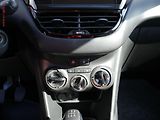 Peugeot 208 (2017) 1.2PT, ČR, AC, výhřev sed - náhled 13