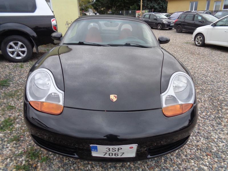 Porsche Boxster 2,5 - fotka 2 z 17