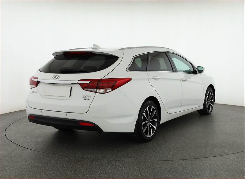 Hyundai i40 (2017) 1.7 CRDi, Serv.kniha, Navi - fotka 5 z 14