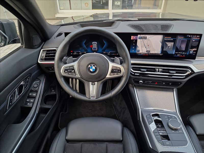 BMW Řada 3 330d Xdrive M-Sport ČR,1.Maj. - fotka 12 z 50