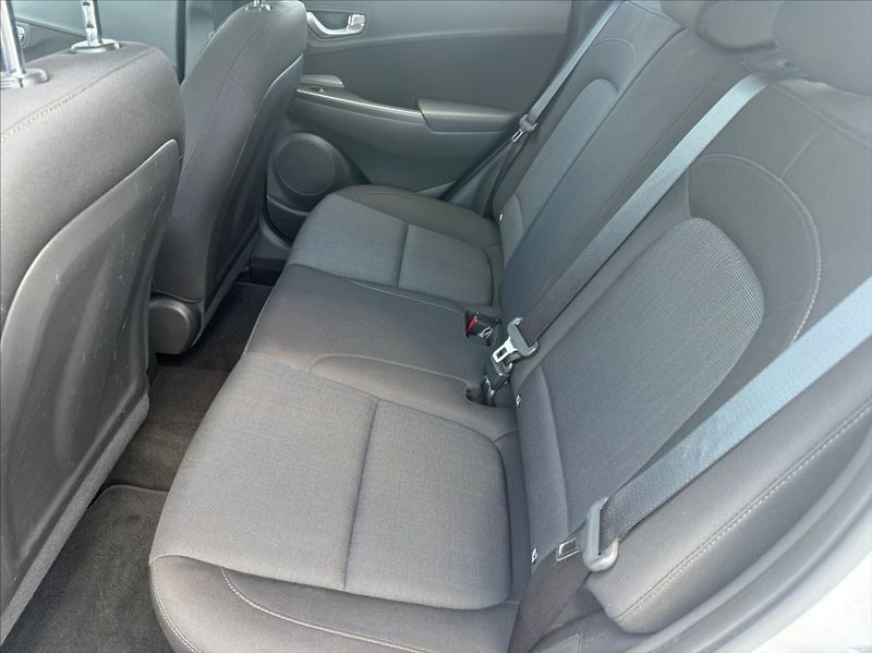Hyundai Kona 1,0 T-GDI COMFORT ČR - fotka 10 z 15