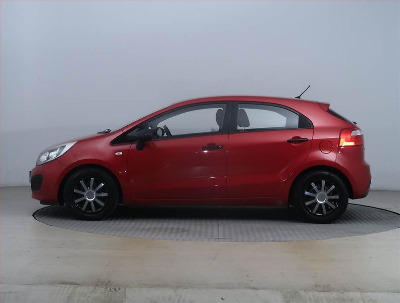 Kia Rio (2012) 1.25 CVVT, Serv.kniha - fotka 3 z 12