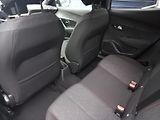 Peugeot 2008 (2026) BUSINESS Turbo 100k MAN6 - náhled 14