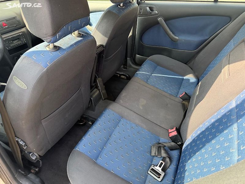 Škoda Octavia (2001) 1.9TDI, 66kw Automat - fotka 13 z 19