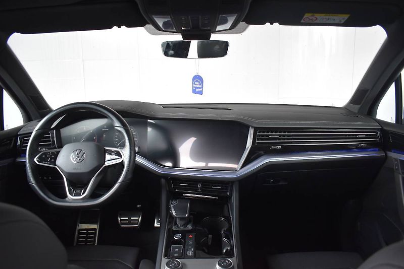 Volkswagen Touareg (2022) 3.0TDI 210kW 4Motion - fotka 12 z 24
