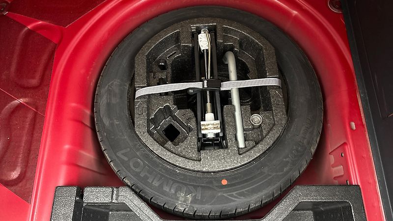 Škoda Fabia 1.0 TSI Ambition Combi - fotka 20 z 24