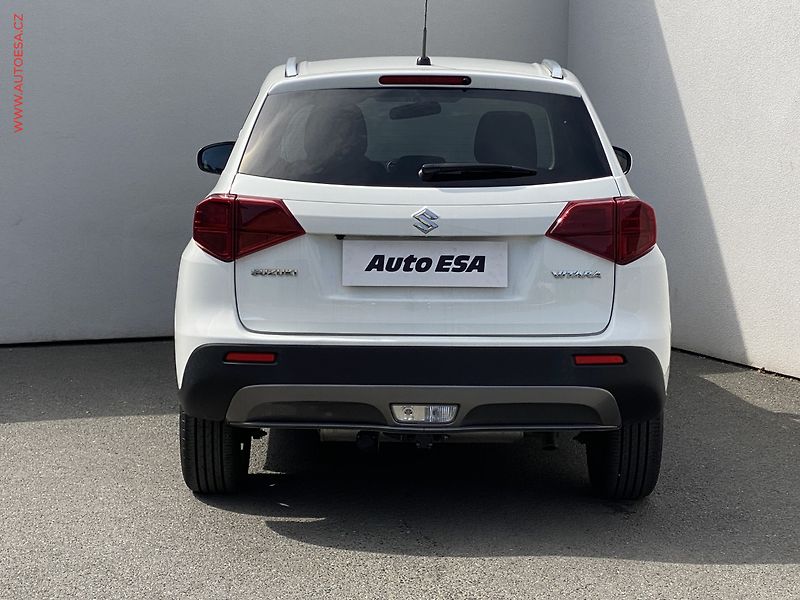 Suzuki Vitara (2019) 1.0 B-Jet, Comfort, navi - fotka 5 z 18