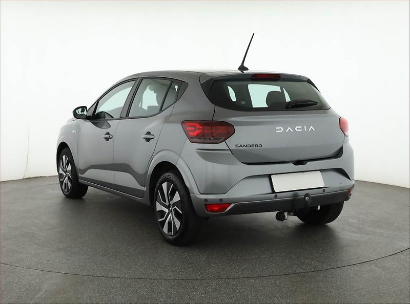 Dacia Sandero (2024) 1.0 TCe, Automat, ČR,1.maj - fotka 4 z 16