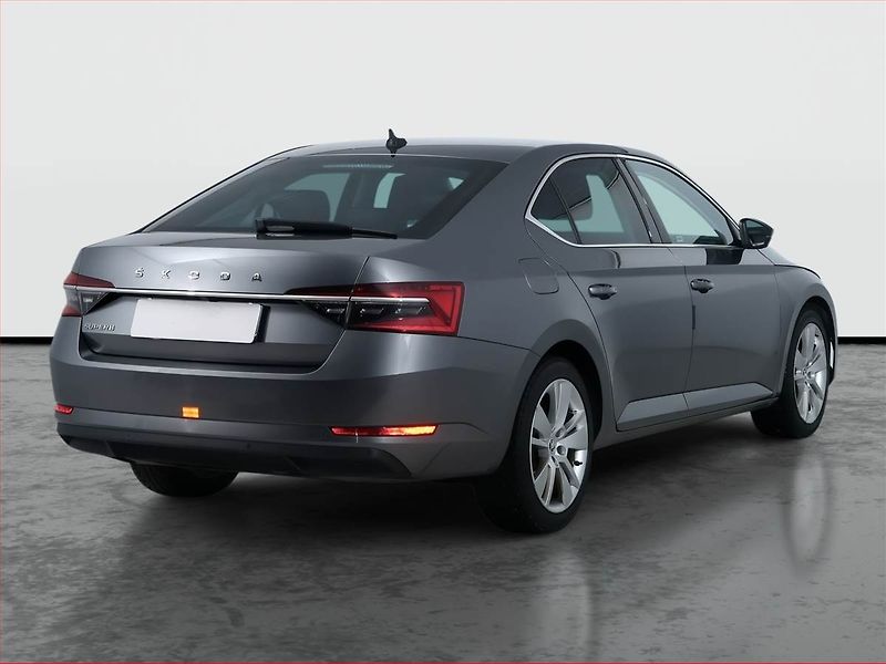 Škoda Superb (2022) Style 2.0 TDI - fotka 5 z 22