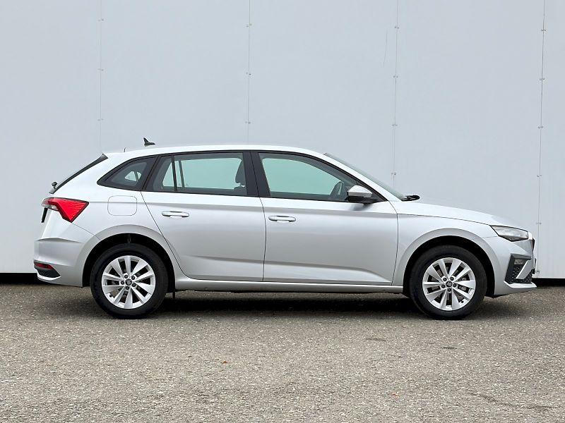 Škoda Scala (2025) 1.0 TSI / 85 kW / SELECTION - fotka 8 z 35