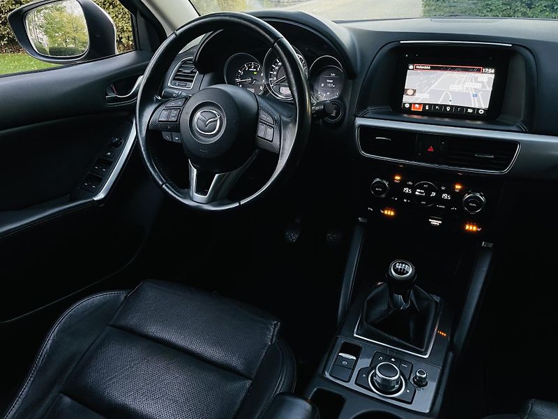 Mazda CX-5 2.0i MAN SENZORY VÝHŘEV TAŽNÉ - fotka 24 z 46