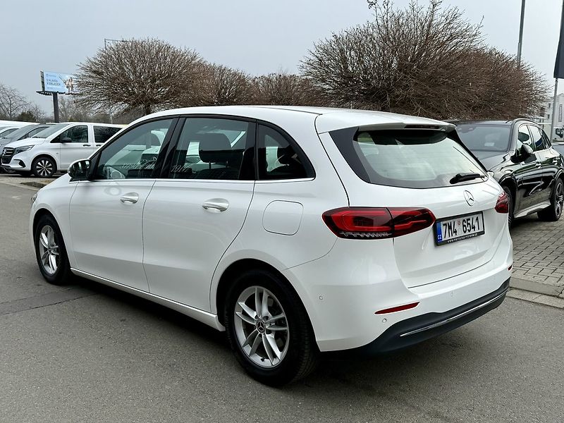 Mercedes-Benz Třídy B (2020) 180 d - fotka 9 z 36