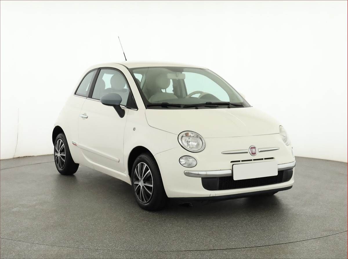 Fiat 500 1.3 MultiJet, Serv.kniha