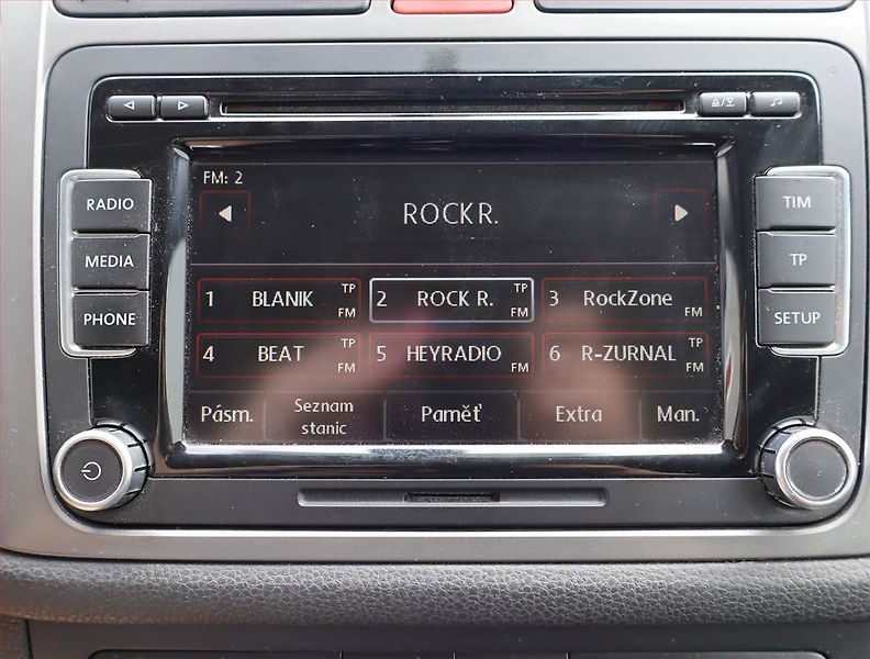 Volkswagen Tiguan (2008) 2.0 TDI, 4X4, nová STK, Tažné - fotka 13 z 18