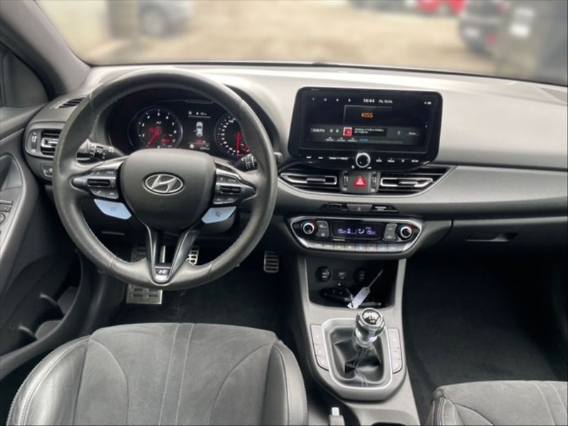 Hyundai i30 2,0 T-GDI Performance - fotka 8 z 11