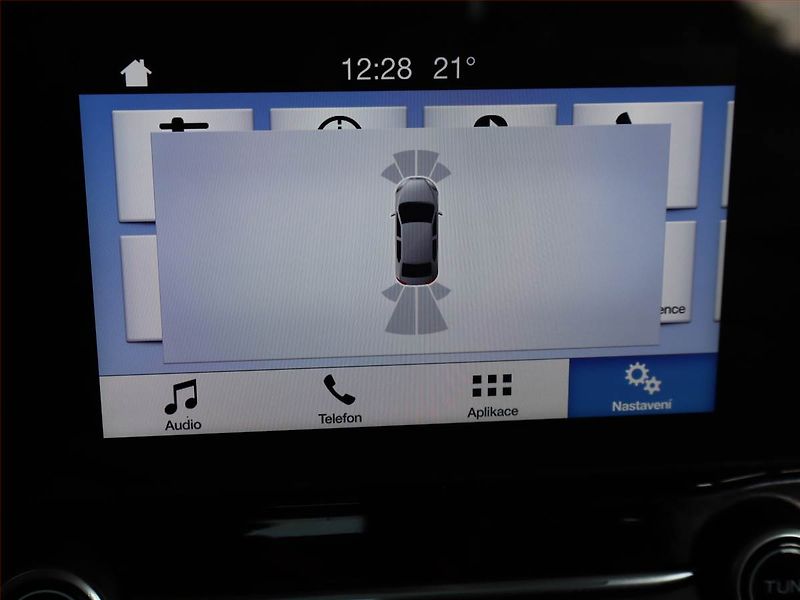 Ford EcoSport (2019) 1.0 EcoBoost, Automat, Xenony - fotka 20 z 20