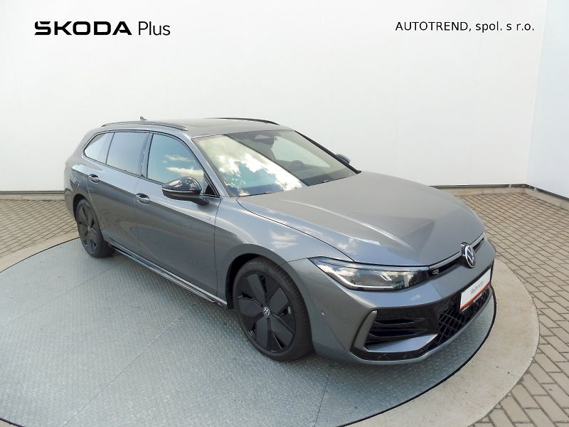 Volkswagen Passat (2026) Variant R-Line 2,0 TDI 110kW D - fotka 28 z 30