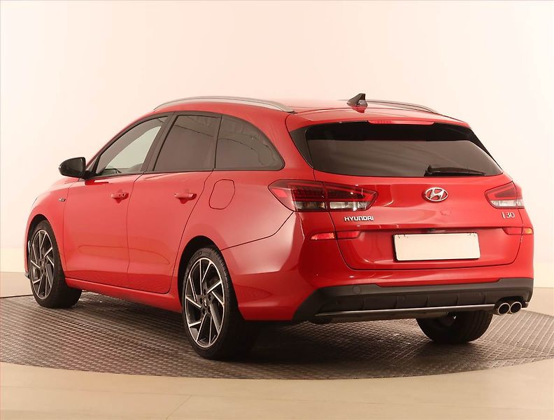 Hyundai i30 (2023) N Line Premium 1.5 T-GDI MHEV - fotka 4 z 27