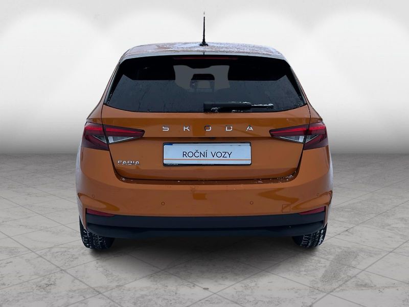 Škoda Fabia Top Selection 1.0 TSI 85kW DSG - fotka 7 z 22