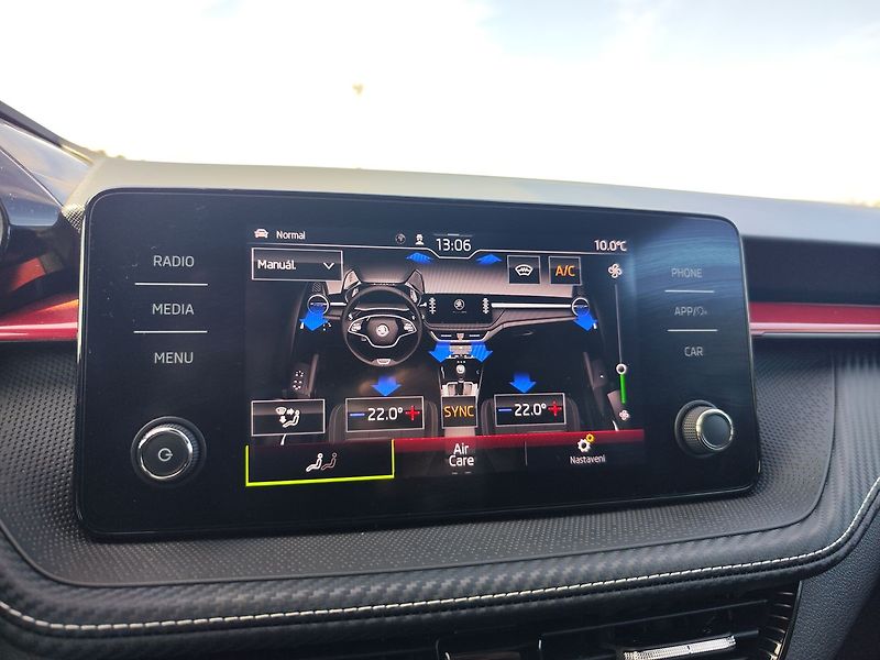 Škoda Fabia 1.5 TSi/110kW Monte Carlo DSG - fotka 20 z 31
