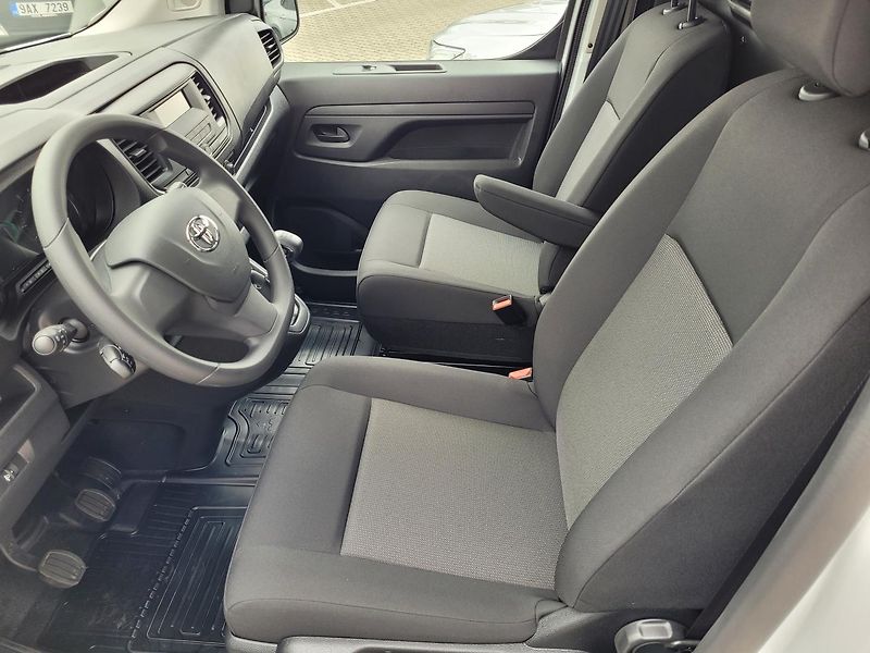Toyota ProAce (2023) 2.0D 140 6MT L2 + 5 let servis - fotka 4 z 12