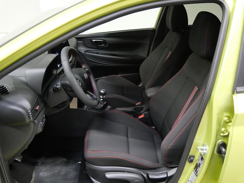 Hyundai i20 - fotka 11 z 26