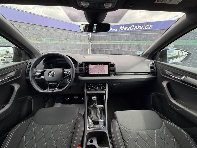 Škoda Karoq 2.0 TDI Sportline Virtual/Full - fotka 9 z 21