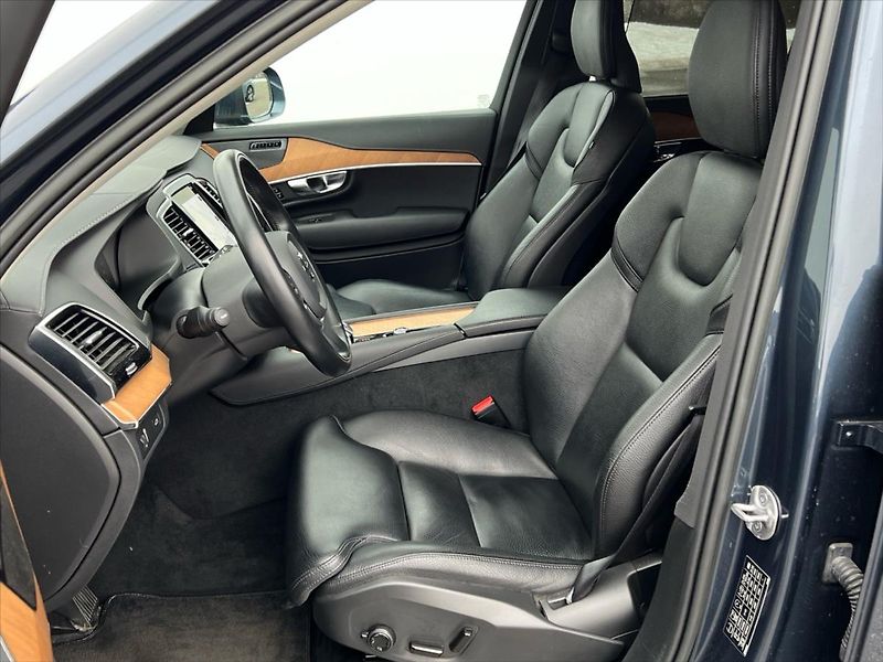 Volvo XC90 2,0 173 kW AWD 8A/T INSCRIPTIO - fotka 11 z 32