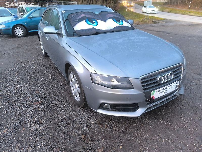 Audi A4 KRÁSNÁ,130KM,SERVISKA,1MAJITEL - fotka 24 z 24