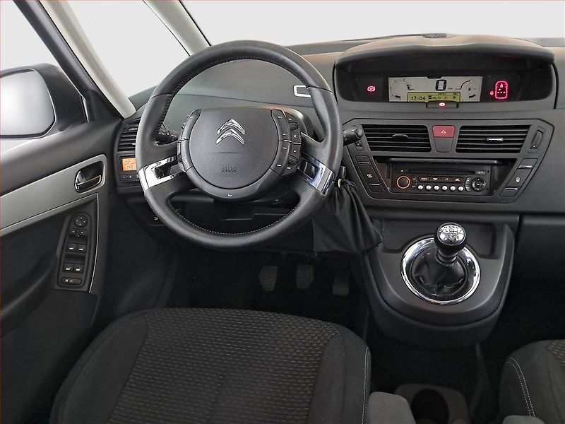 Citroën C4 Picasso (2011) 1.6 HDi, 7 míst, ČR,1.maj - fotka 7 z 20