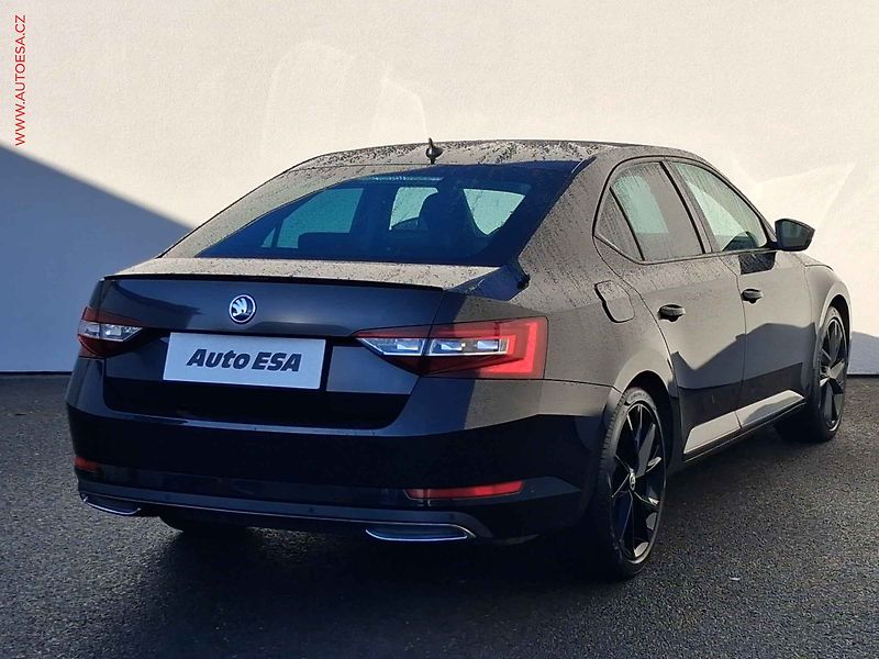 Škoda Superb (2017) 2.0 TSi, SportLine, DSG, +ALU - fotka 4 z 21
