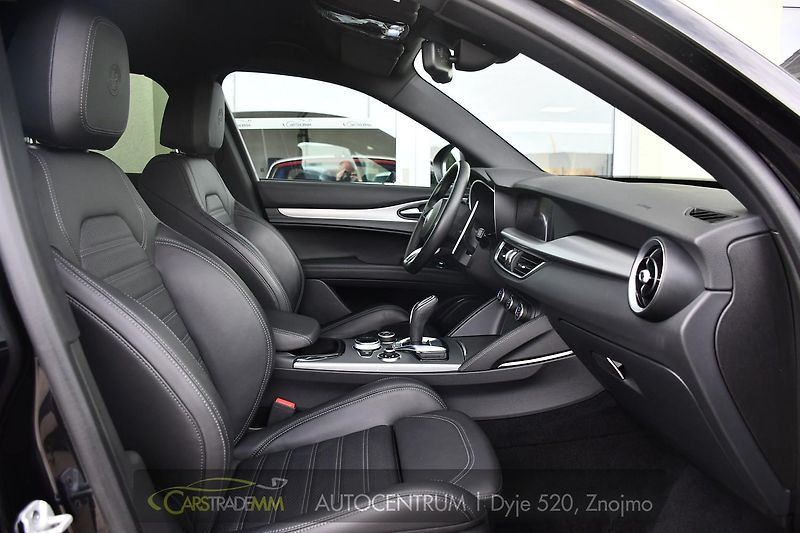 Alfa Romeo Stelvio 2.2 Diesel 16V Veloce TAŽNÉ - fotka 16 z 52