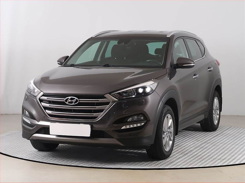 Hyundai Tucson (2016) 1.6 GDI, Serv.kniha, Navi - fotka 2 z 17