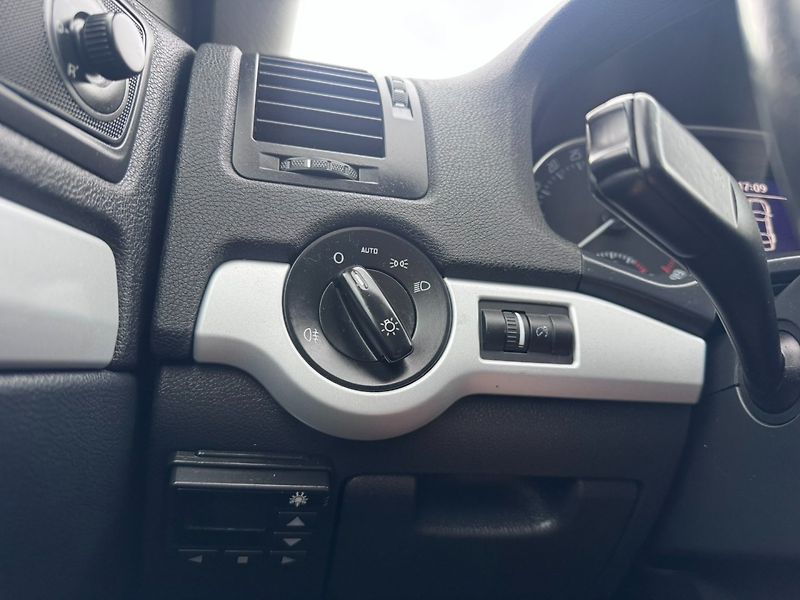 Škoda Octavia (2011) SCOUT 4X4 2,0 TDI 103 AUTOMAT - fotka 20 z 50