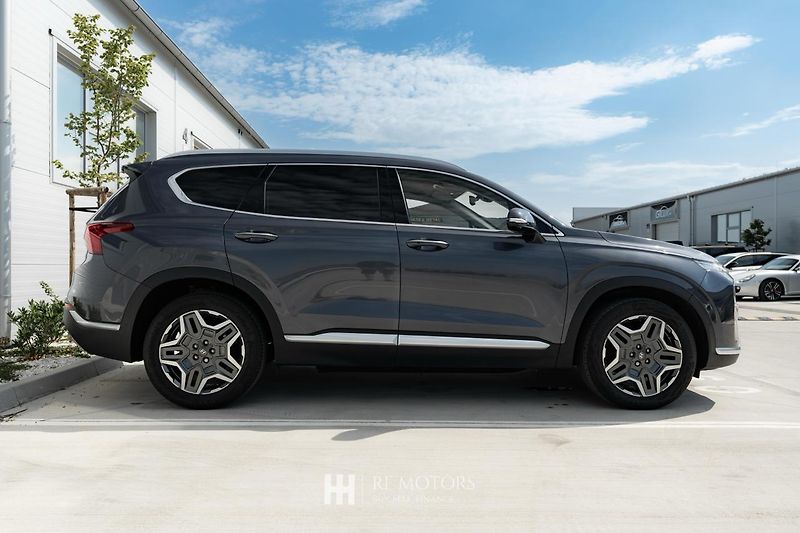 Hyundai Santa Fe (2023) - fotka 9 z 49