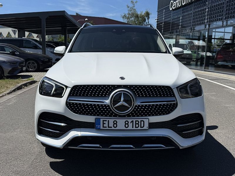 Mercedes-Benz GLE (2022) 350 de 4MATIC SUV - fotka 2 z 61