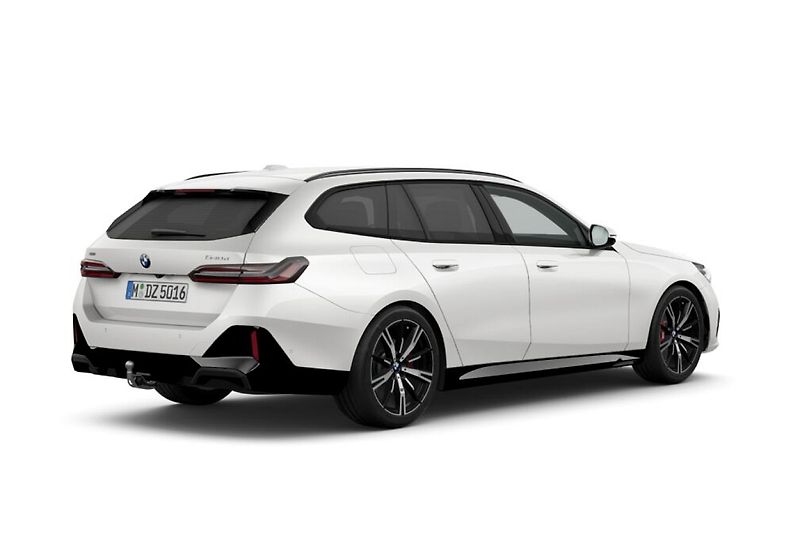 BMW Řada 5 540d xDrive Touring - fotka 2 z 4